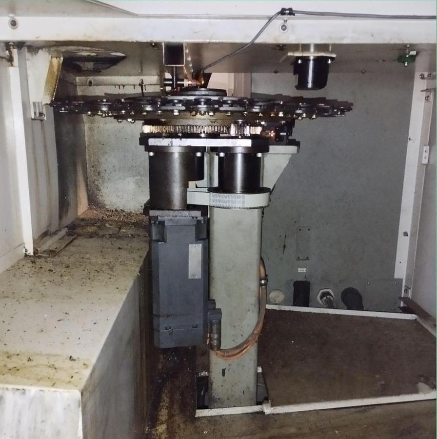 Used Centro di lavoro verticale 3 assi DMG DMC 50 V