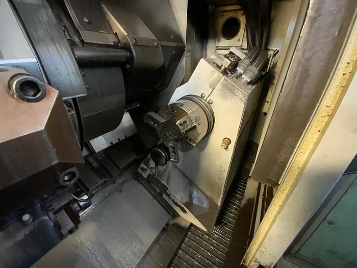 Used Torio ad asse orizzontale testa fissa MORISEIKI NL 2000 SY