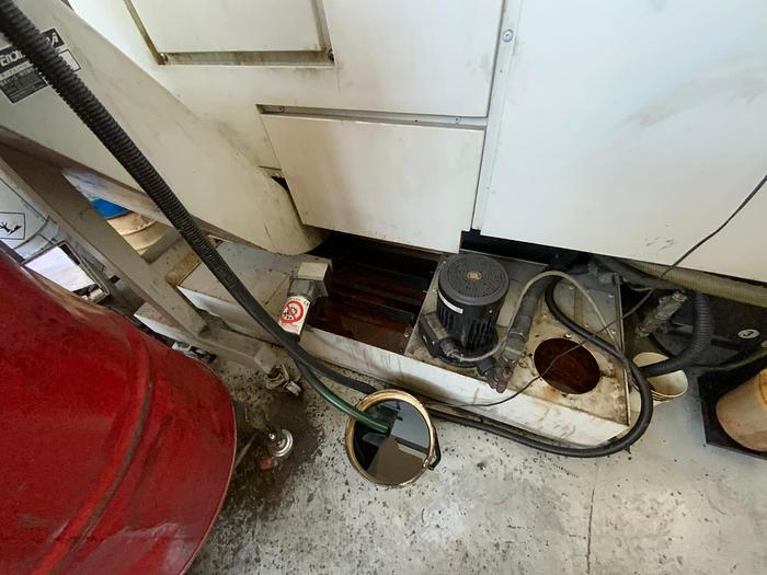 Used Torio ad asse orizzontale testa fissa MORISEIKI NL 2000 SY