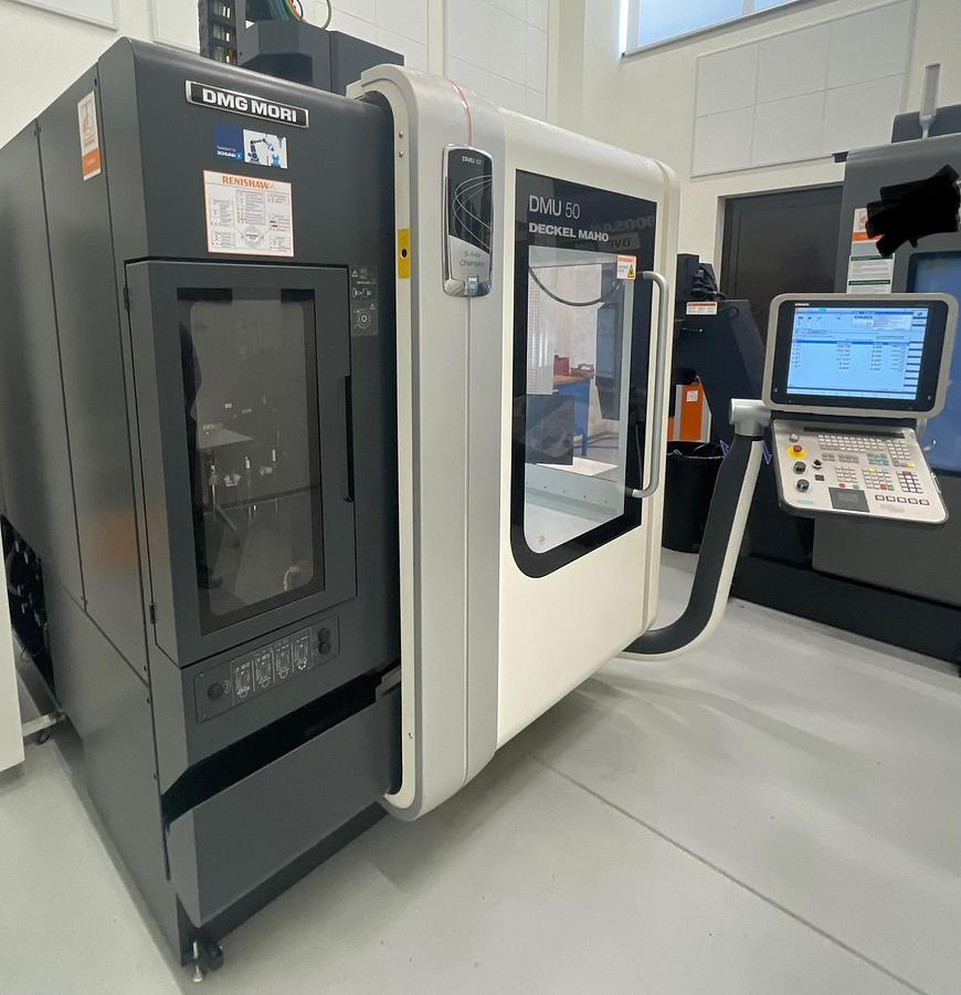 Used Centro di lavoro verticale 5 assi DMG DMU50