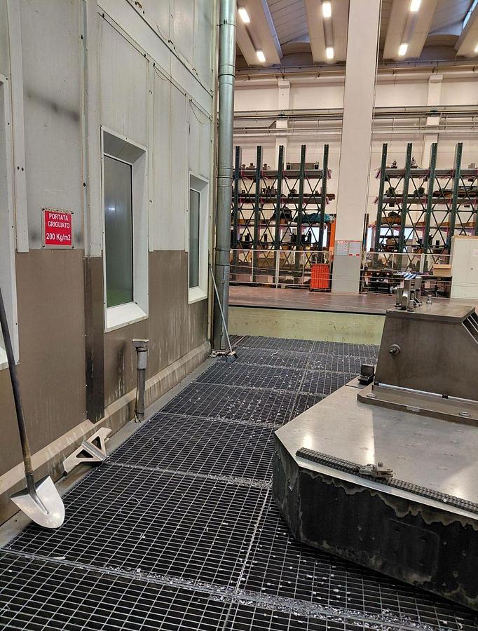 Used Alesatrice montante mobile con doppia tavola FPT SPIRIT 450