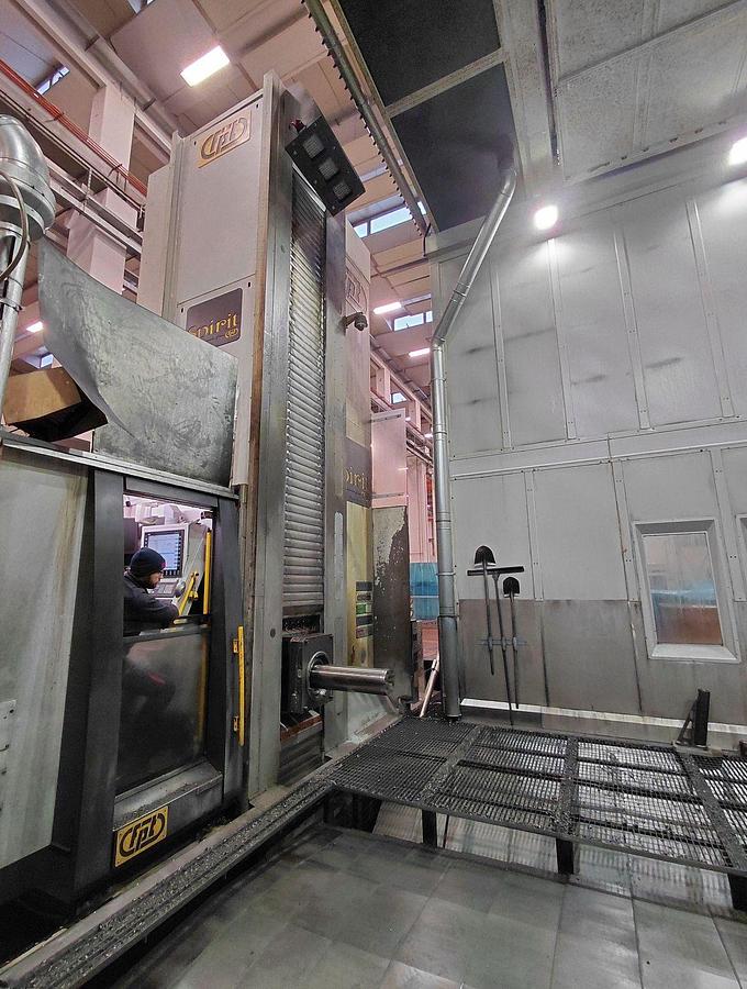 Used Alesatrice montante mobile con doppia tavola FPT SPIRIT 450