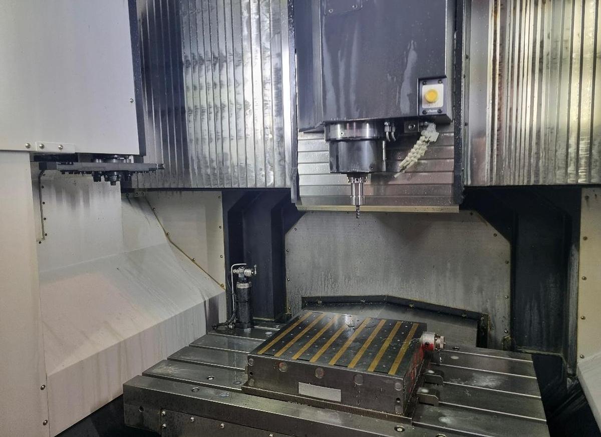 Used Centro di lavoro verticale DOOSAN NX 6500