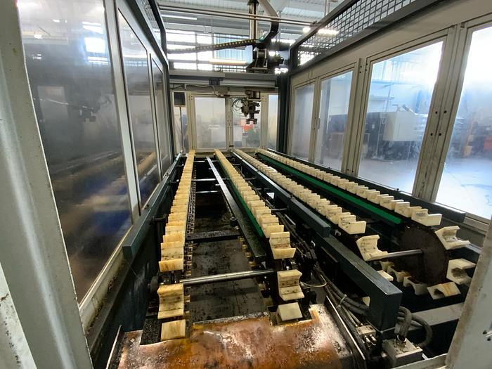 Usato TORNIO CNC ORIZZONTALE TSTA FISSA AVM ANGELINI OSCAR