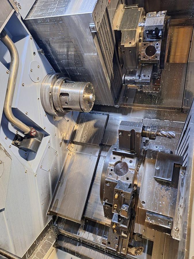 Used Tornio cnc ad asse orizzontale DOOSAN TT2100 SYYB