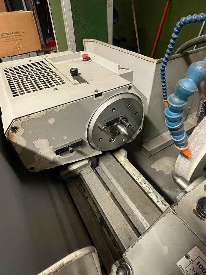 Used Rettifica universale JHONES & SHIPMAN 1300 X 