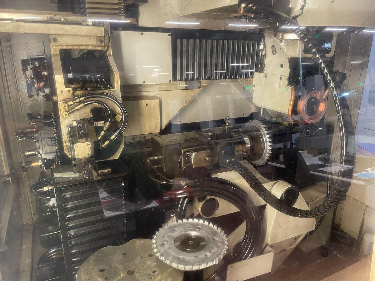 Used Affilatrice CNC VOLLMER QXD400