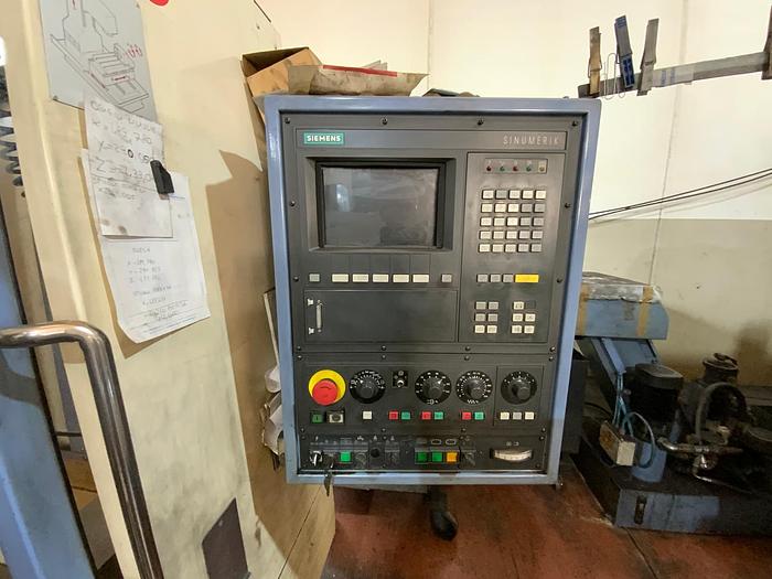 Usato Centro di lavoro verticale FAMUP MCX 600