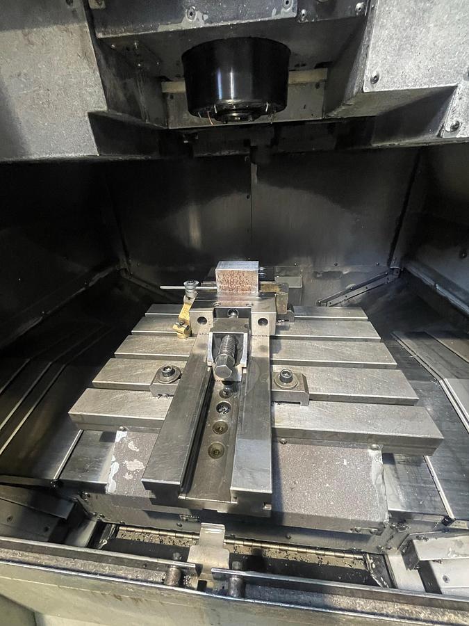 Used Centro di lavoro verticale MORISEIKI NV4000 DCG 