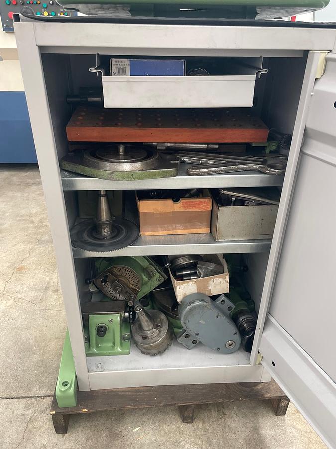 Used Fresatrice manuale SCHAUBLIN