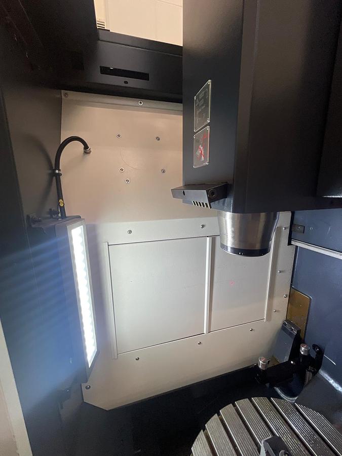 Used Centro di lavoro verticale 5 assi DMG DMU50