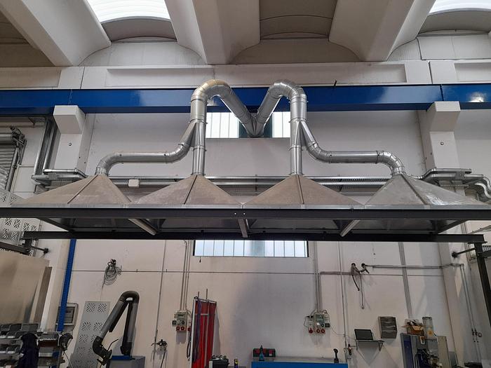 Usato IMPIANTO ROBOTIZZATO DI SALDATURA KUKA RVL20-6