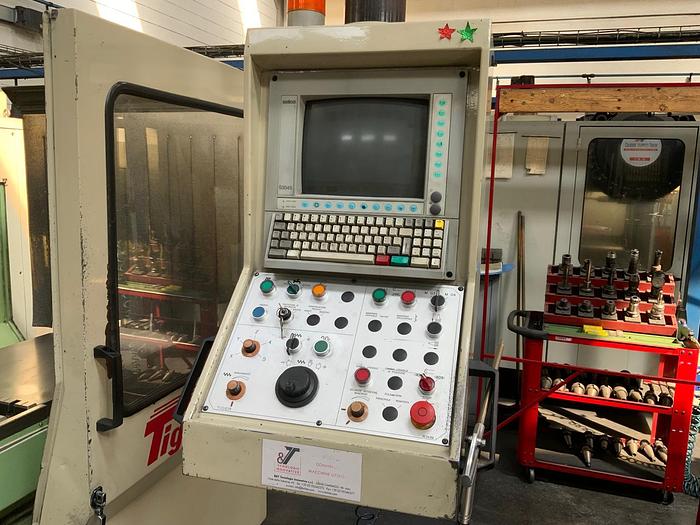 Used Fresatrice cnc TIGER TPA 5