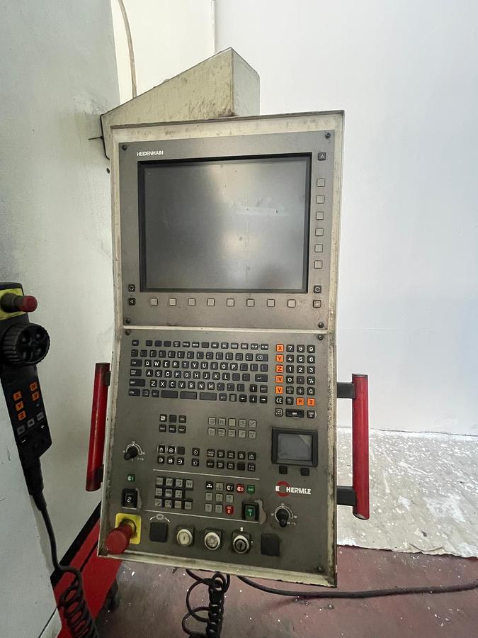 Used Centro di lavoro verticale HERMLE U1000 S 
