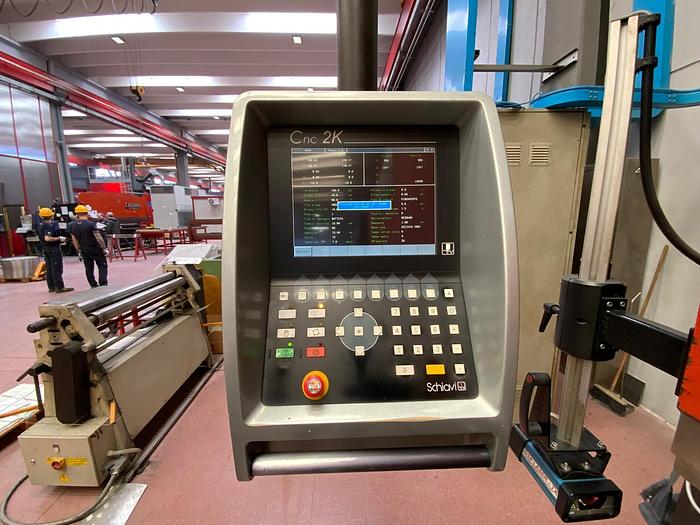 Used Pressopiegatrice AMADA STP-C 204