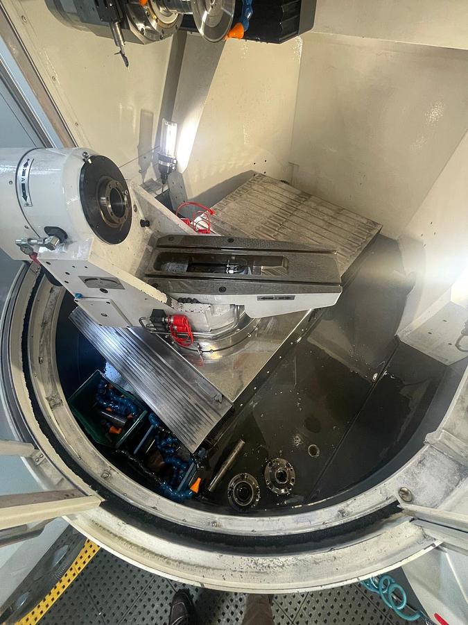 Used Affilatrice CNC WALTER HELITRONIC VISION-W