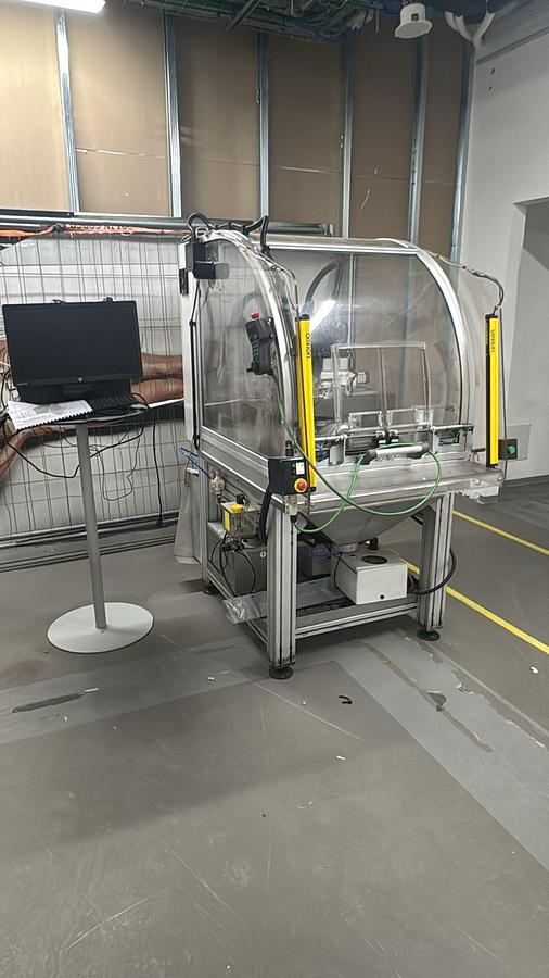 Used Macchinario per diamantatura e fresatura 5 assi cnc per il settore gioielleria