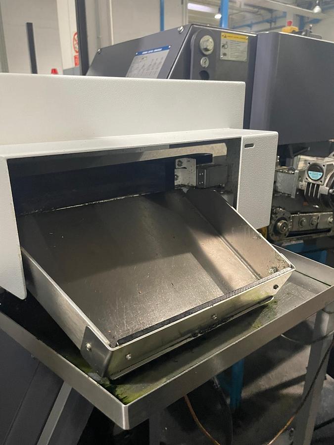 Used Tornio ad asse orizzontale testa fissa CNC SIEMENS