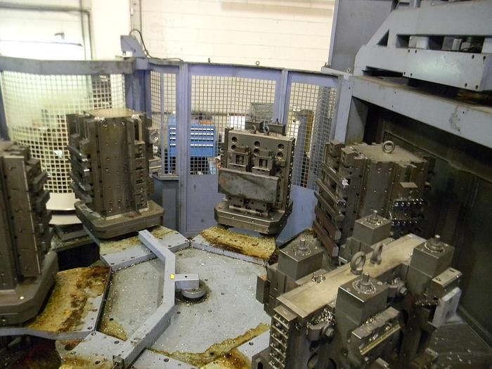 Used Centro di lavoro orizzontale MC CLOCK 600