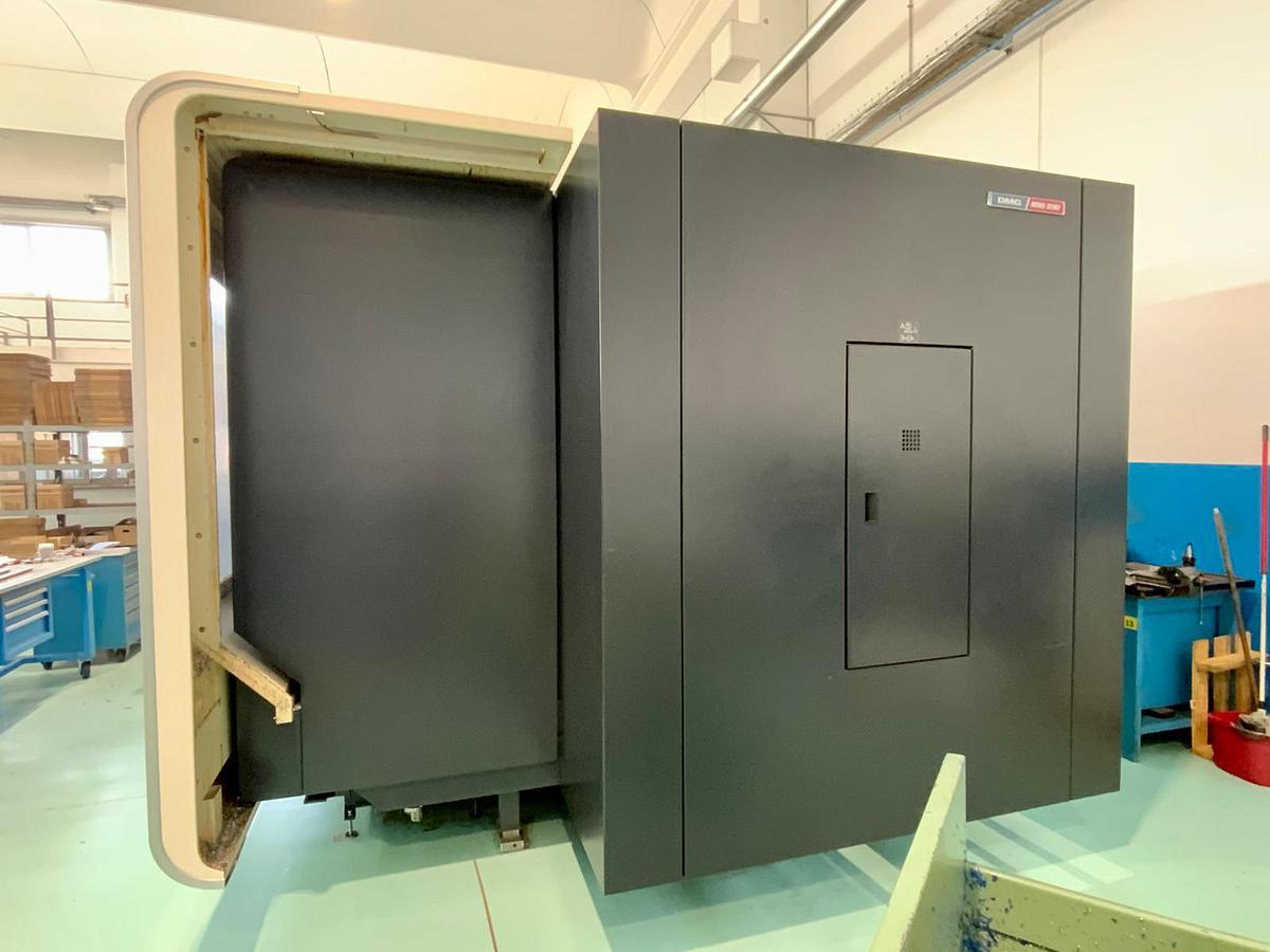 Used Centro di lavoro 5 assi a montante mobile DMF 260-7