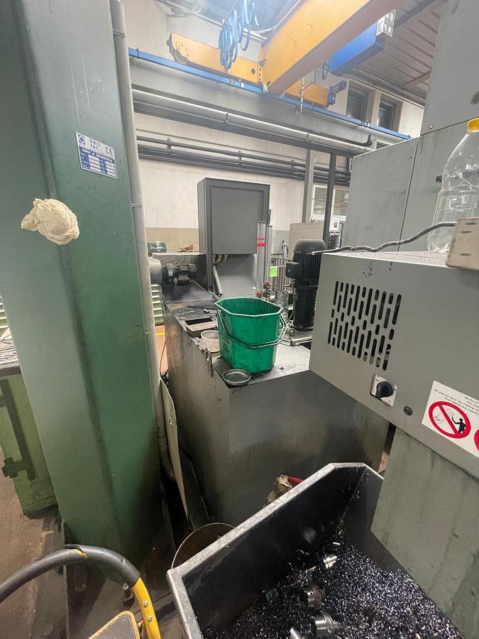 Used Centro di lavoro 5 assi DECKEL MAHO