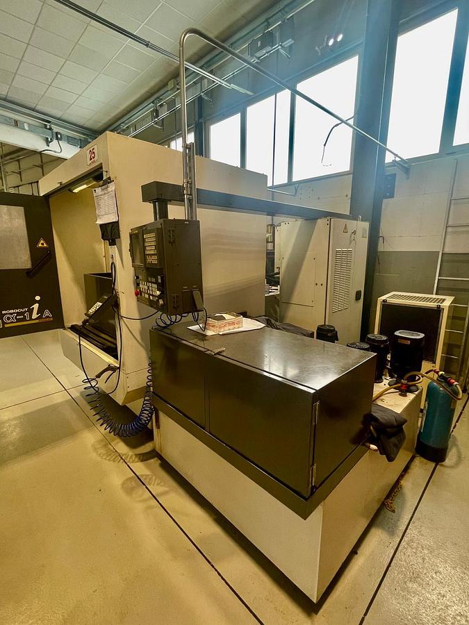 Used Elettroerosione FANUC Alfa 1iA