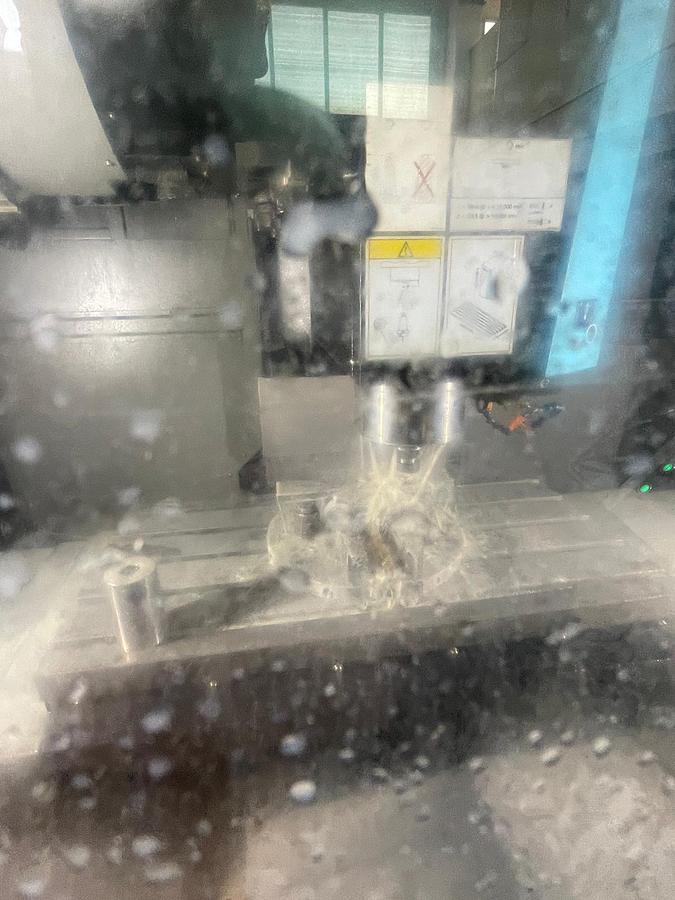 Used Centro di lavoro verticale HURCO VMX 30i