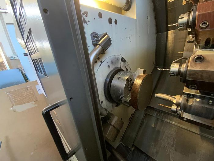 Used Torio ad asse orizzontale testa fissa MORISEIKI NL 2000 SY