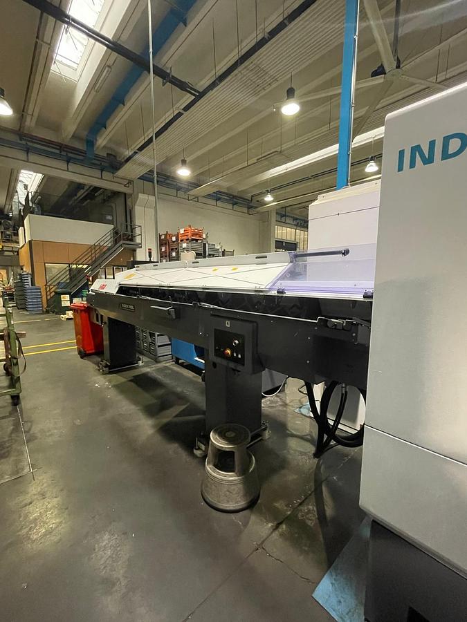 Used Tornio ad asse orizzontale testa fissa CNC SIEMENS