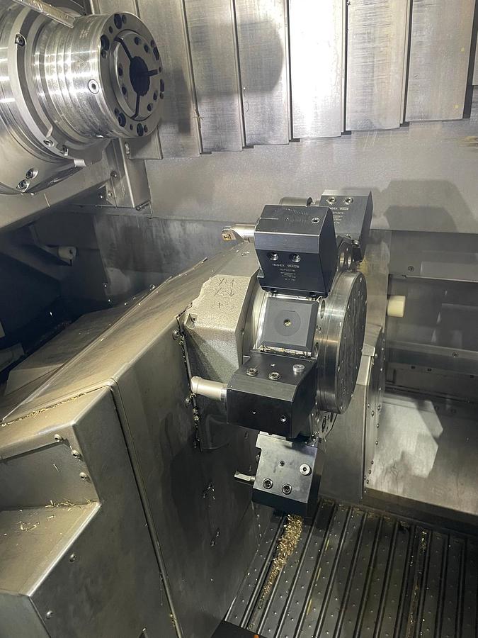 Used Tornio ad asse orizzontale testa fissa CNC SIEMENS