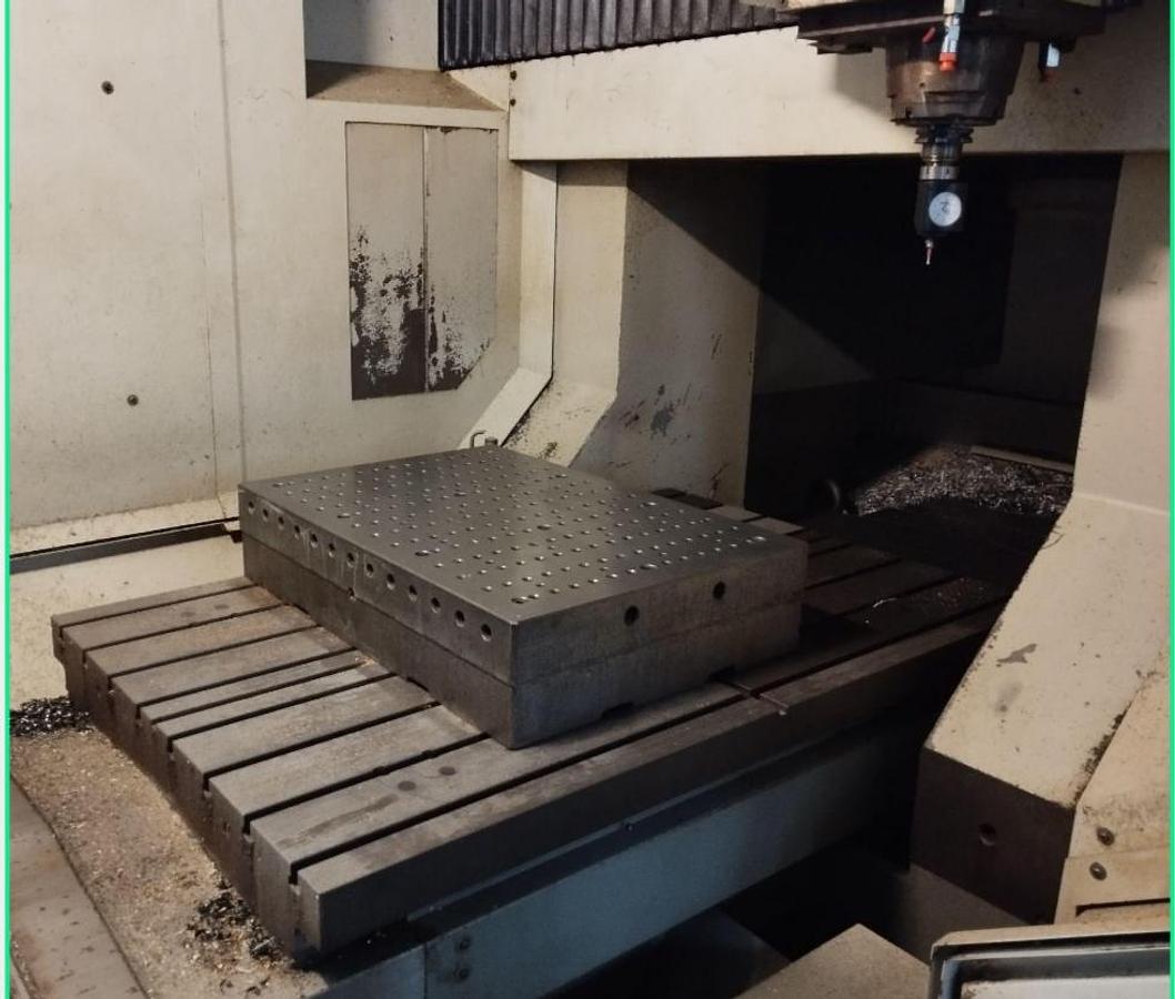 Used Centro di lavoro verticale DMG DMC 100 CNC