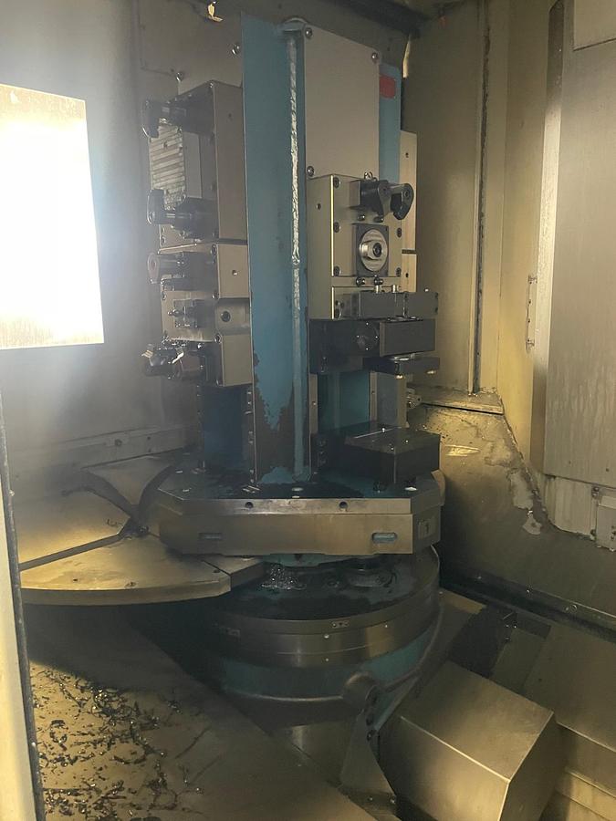 Used Centro di lavoro MAKINO A81