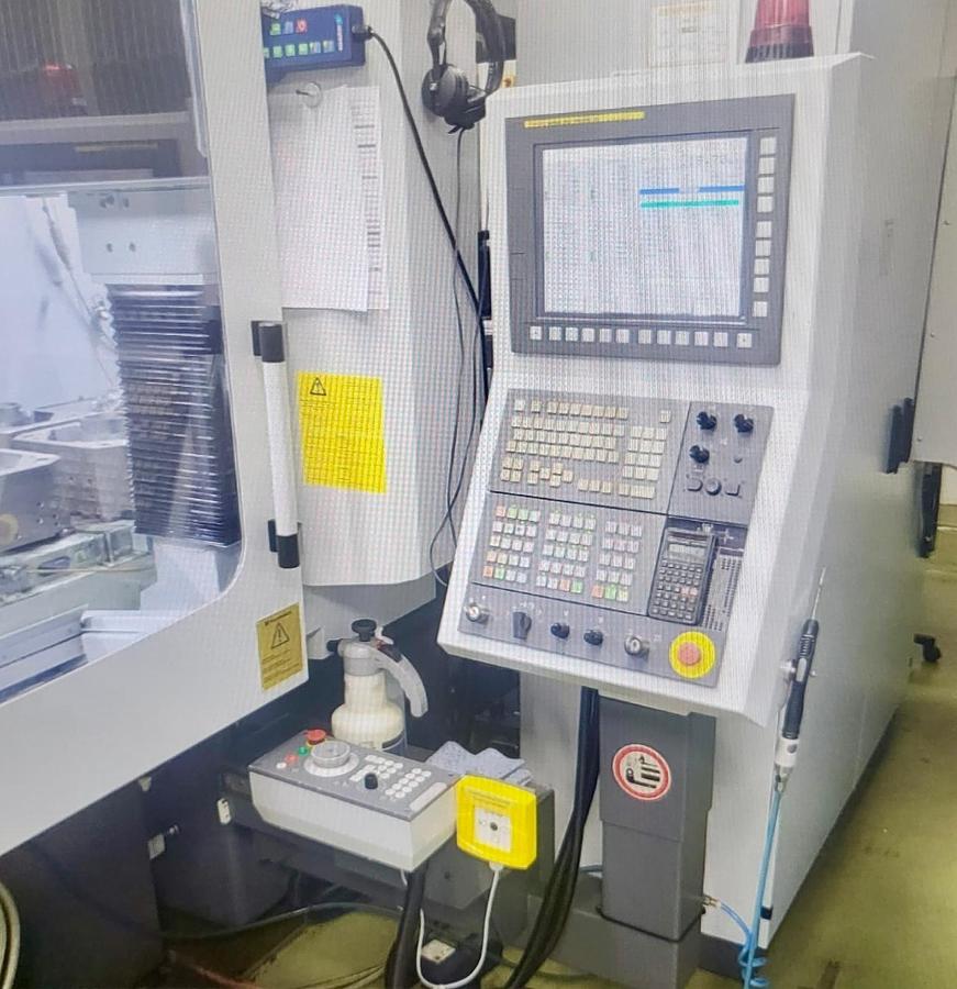 Used Rettifica per interni 5 assi CNC FANUC