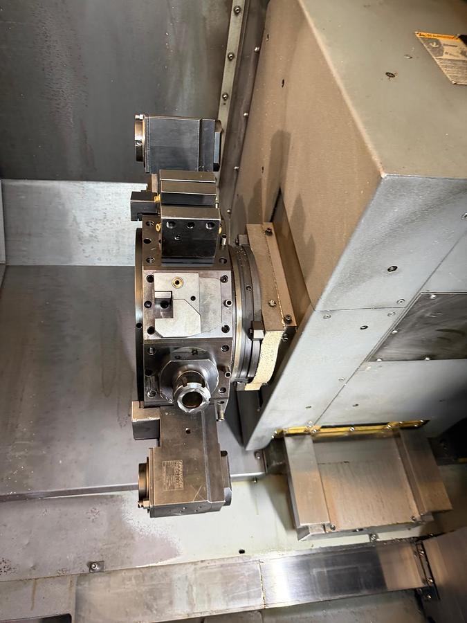 Used Tornio cnc ad asse orizzontale HYUNDAI-KIA SKT 15 SLM 