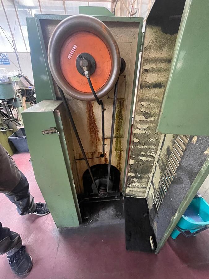 Used Lotto macchinari per la lavorazione del filo metallico 