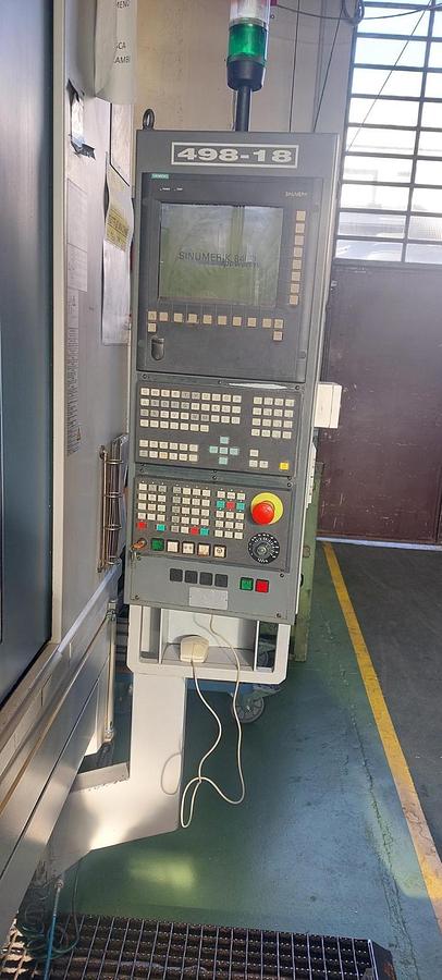 Used Centro di lavoro verticale CHIRON M2000 HIGH SPEED