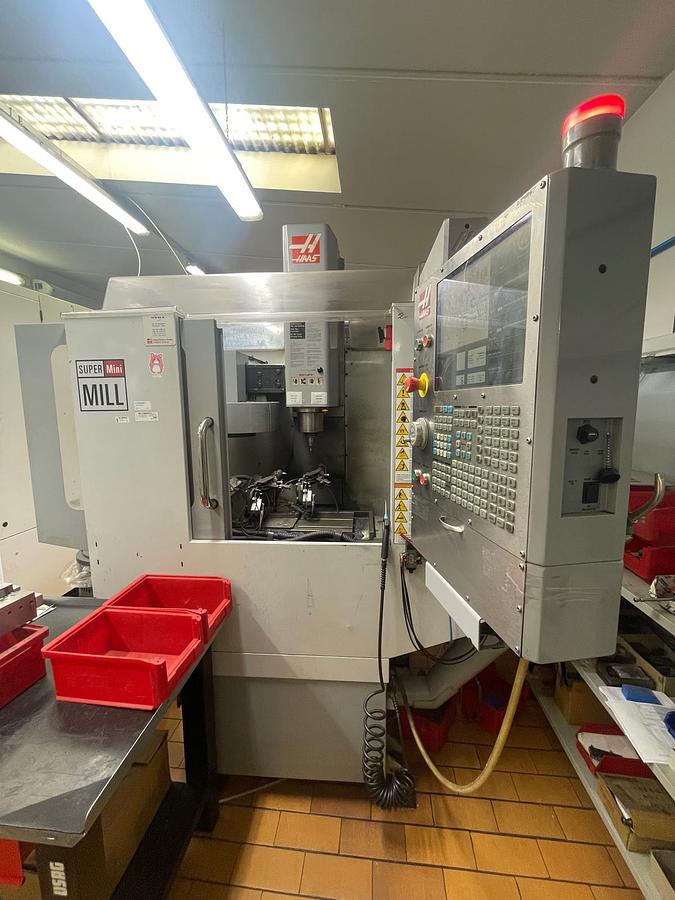 Used Centro di lavoro verticale HAAS SMINIMILL HE