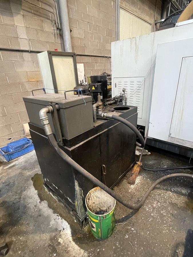 Used Centro di lavoro verticale RMT 