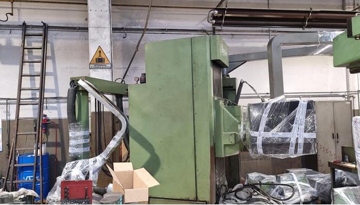 Usato FRESATRICE CNC SACHMAN T10