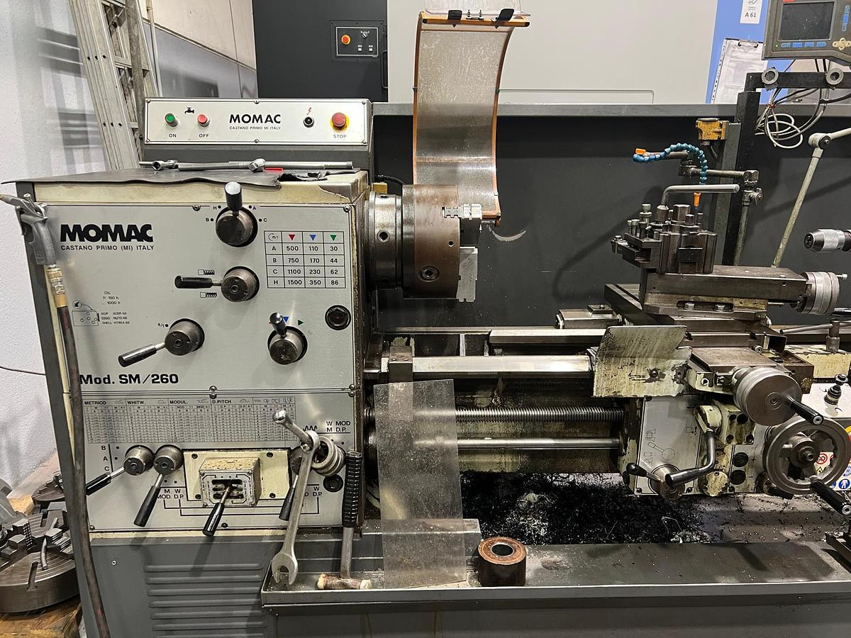 Used Tornio parallelo MOMAC SM 260 