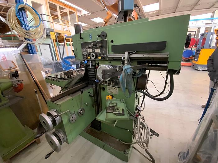 Used Fresatrice manuale MAHO MH 800