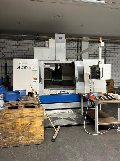 Used Centro di lavoro verticale DAEWOO Ace V600