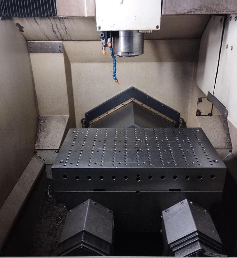 Used Centro di lavoro verticale 3 assi DMG DMC 50 V