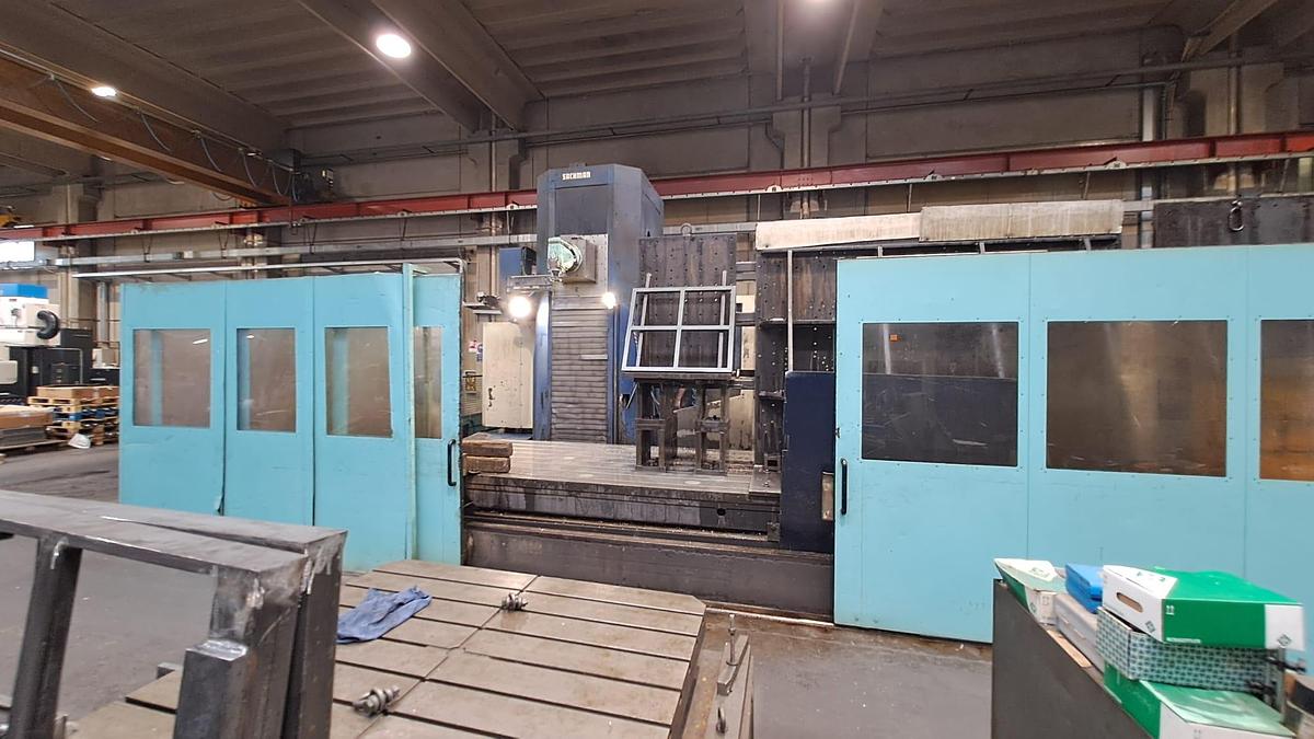Used Fresatrice a montante mobile SACHMAN MP212