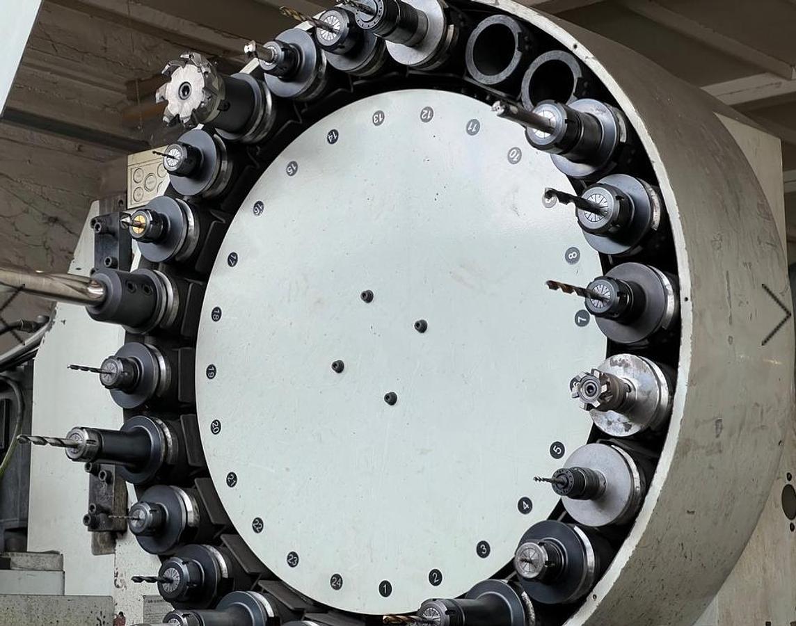 Used Fresatrice cnc a banco fisso EUMACH FBE 2600