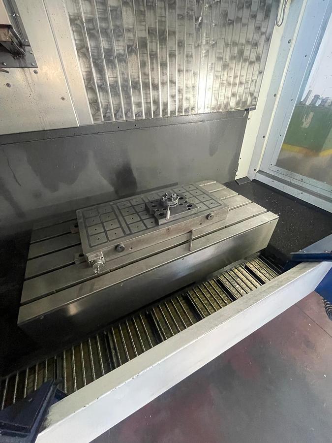 Used Centro di lavoro verticale EMCO EM 1200