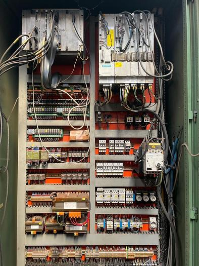 Usato FRESATRICE CNC A BANCO FISSO FIL FS 200