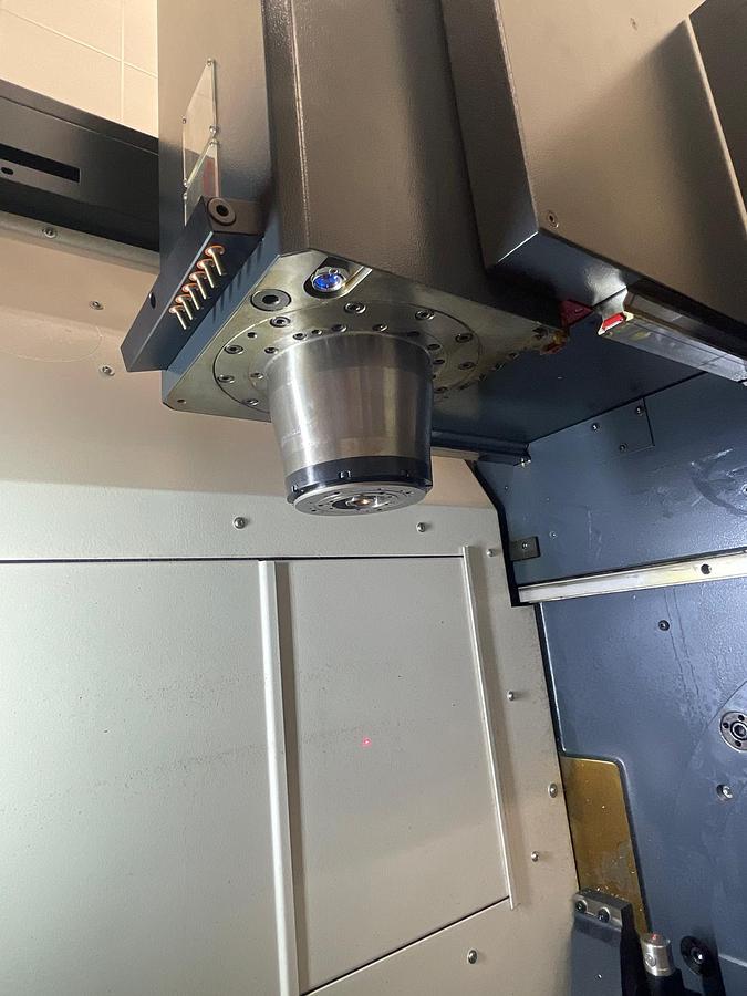 Used Centro di lavoro verticale 5 assi DMG DMU50