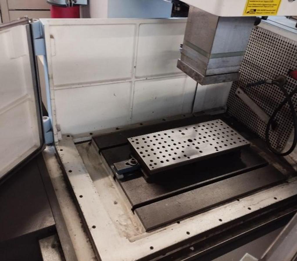 Used Elettroerosione a tuffo AGIE AGIETRON 3U