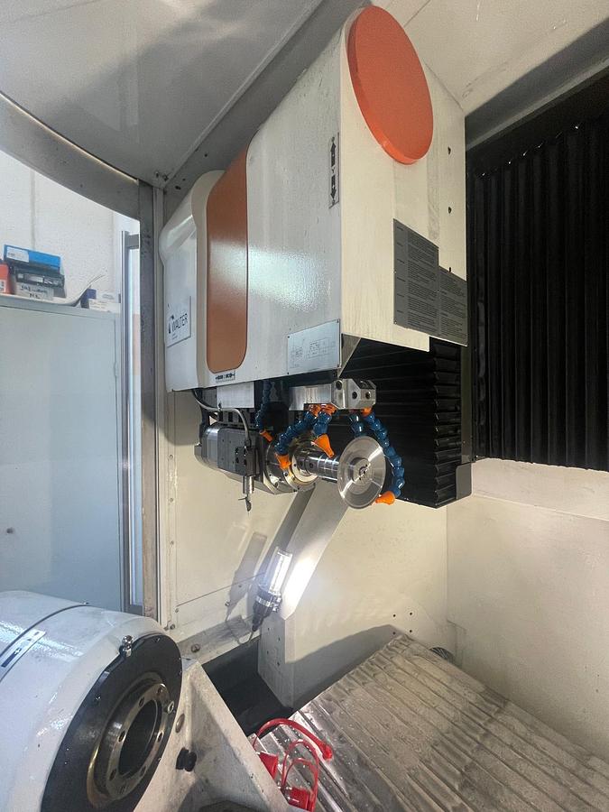 Used Affilatrice CNC WALTER HELITRONIC VISION-W